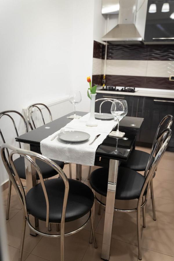 Isaran Coresi Apartment ブラショフ エクステリア 写真